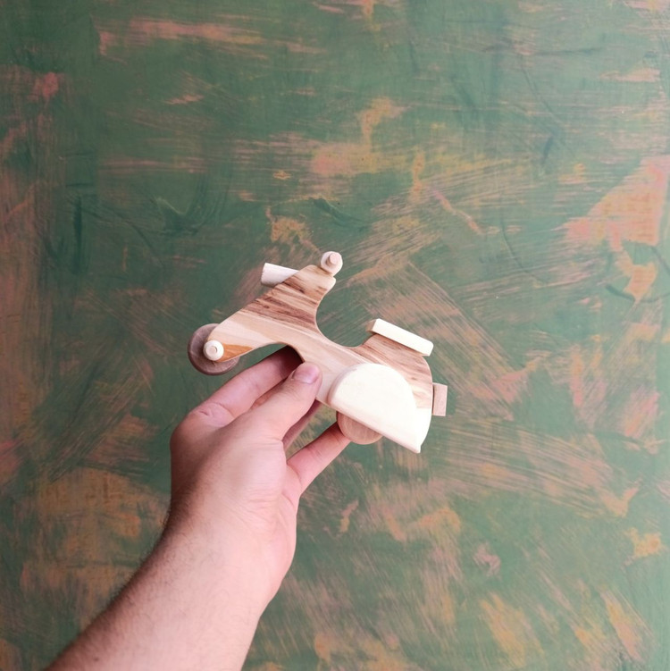 موتور وسپا تمام چوب (خودرنگ)