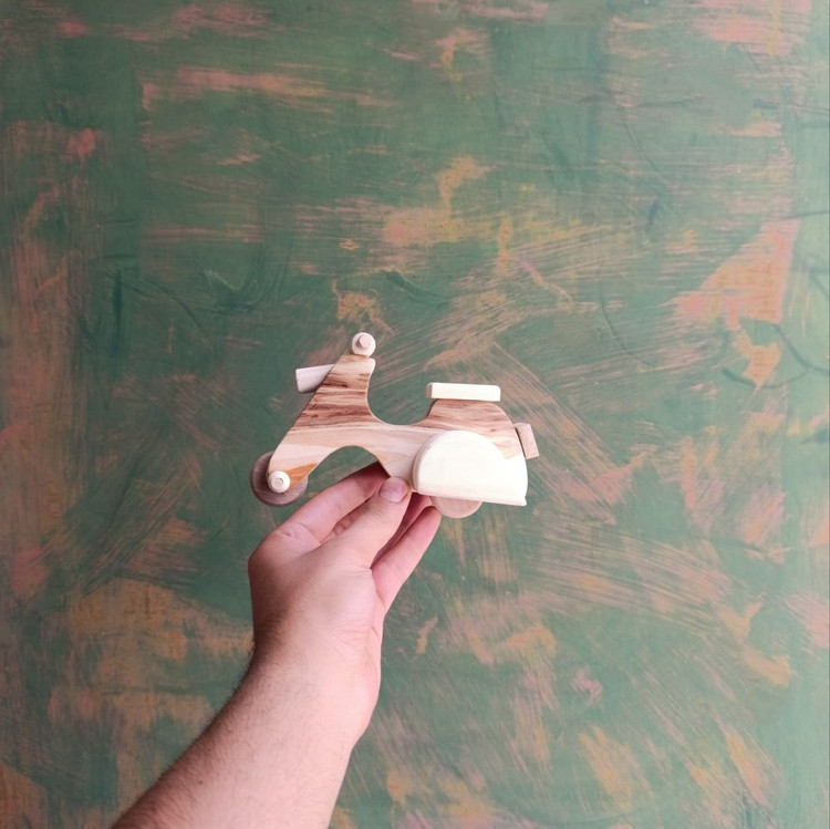 موتور وسپا تمام چوب (خودرنگ)